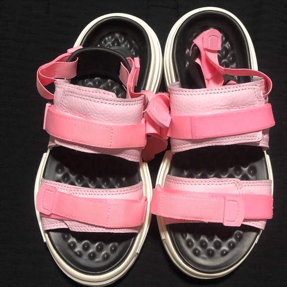 Converse Shoes - Converse Sport Sandal Pink/White/Black Hook & Loop US 6 EU 38.5 A15095C